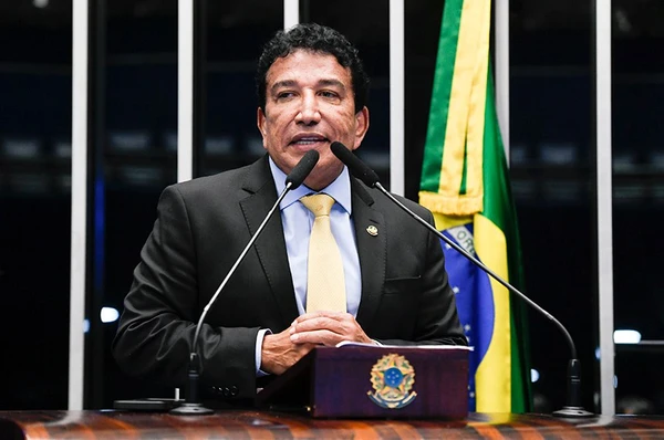 Magno Malta por Divulgação