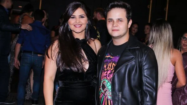 Matheus Aleixo e Paula Aires por Reprodução