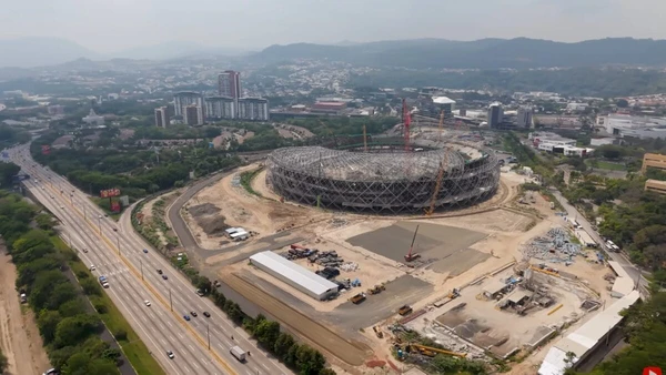 Veja imagens das obras e do projeto do megaestádio construído em El Salvador por Divulgação