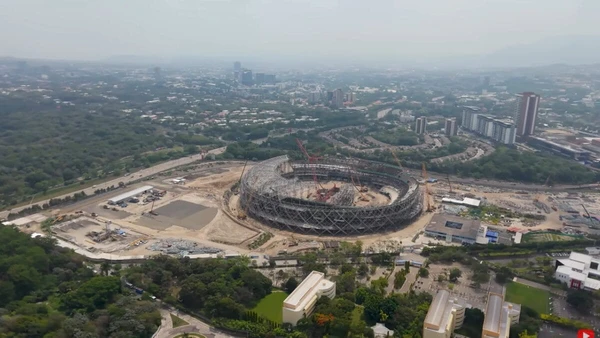 Veja imagens das obras e do projeto do megaestádio construído em El Salvador por Divulgação