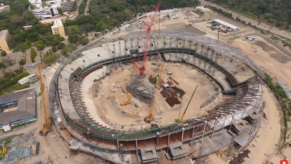 Veja imagens das obras e do projeto do megaestádio construído em El Salvador por Divulgação