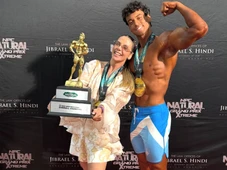 Imagem - Filho de Xanddy e Carla Perez vence seis categorias em competição de fisiculturismo e celebra: ‘Hora de comer’