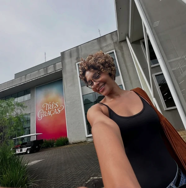 Atriz Barbara Reis por Reprodução | Instagram