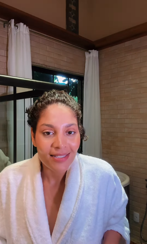 Atriz Barbara Reis por Reprodução | Instagram