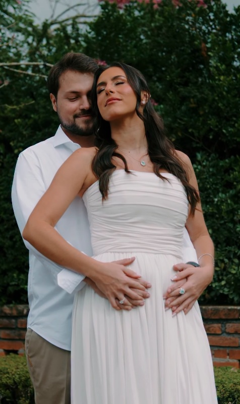 Bianca Biancardi faz chá revelação no próprio casamento por Reprodução/Instagram