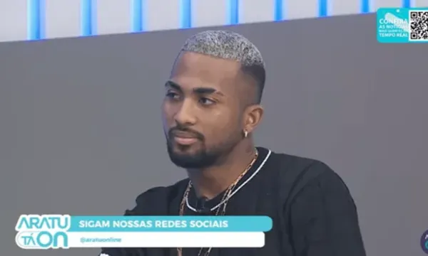 Cantor Zau O Pássaro por Reprodução 