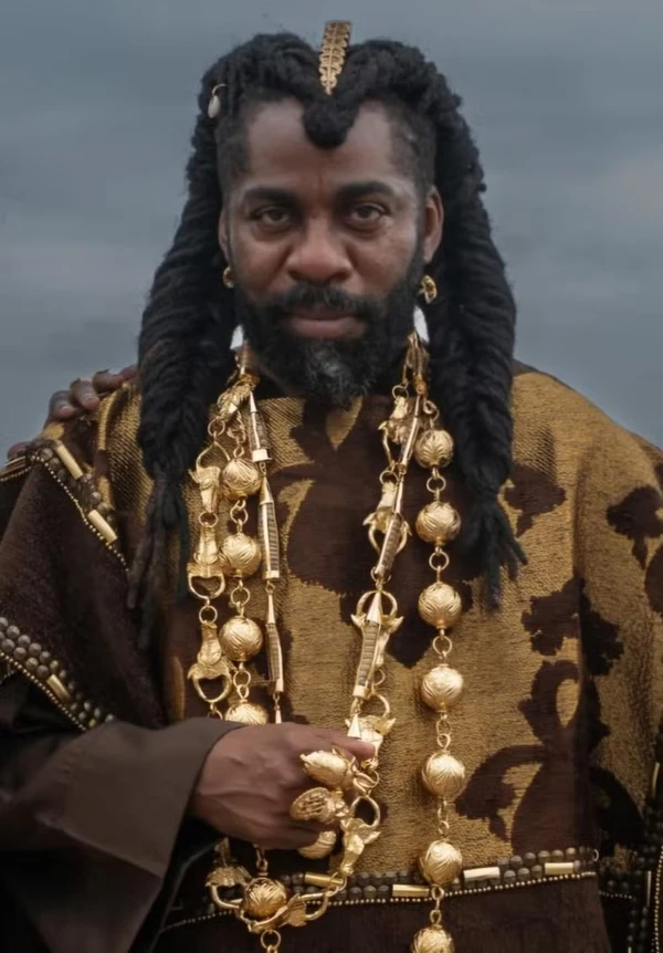 Lázaro Ramos, caracterizado como Jendal, seu personagem em 'A Nobreza do Amor' por Divulgação