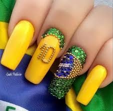 Sugestões de unhas para a Copa do Mundo por Reprodução/Instagram