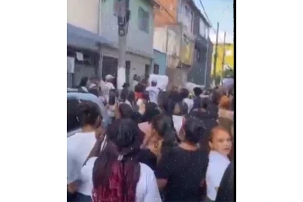 Suspeito foi preso após protestos por conta de crime por Reprodução