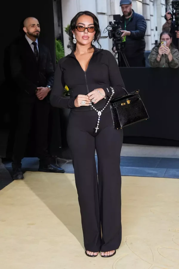 Look de Georgina Rodríguez no Met Gala 2026 por Reprodução/Getty Images 