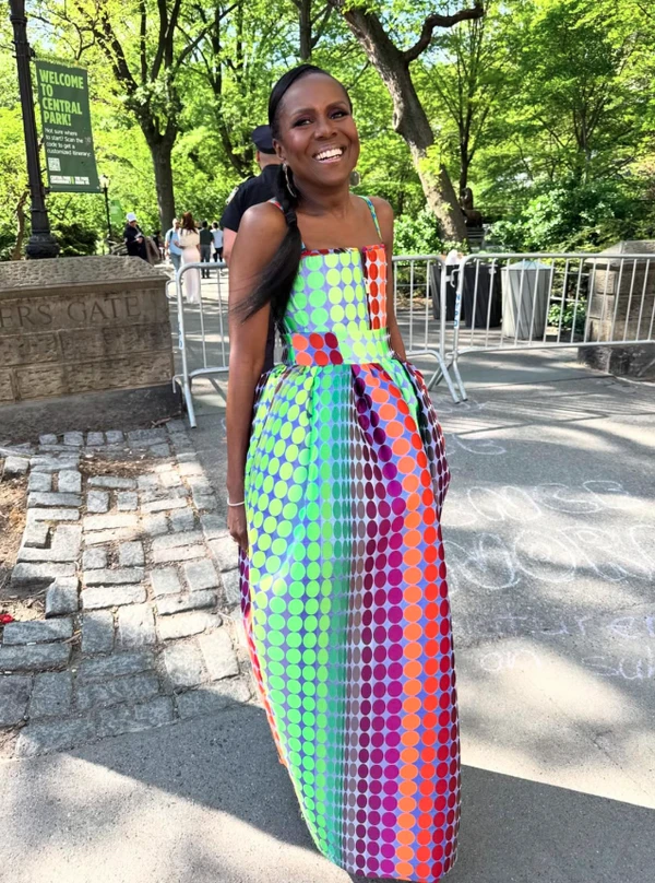 Deborah Roberts por Reprodução | Instagram