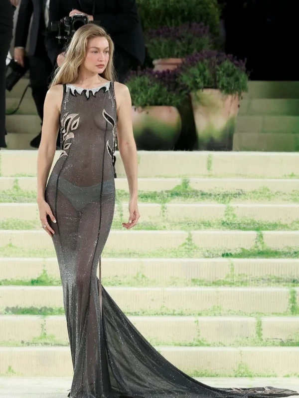Gigi Hadid por Reprodução | Instagram