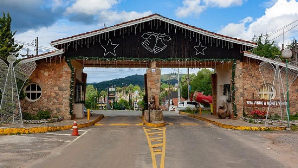 Monte Verde é distrito de Camanducaia, no sul de Minas Gerais, e ganhou destaque nacional ao superar Gramado e Campos do Jordão em prêmio de turismo de inverno por Webysther / Wikimedia Commons