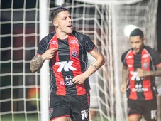 Imagem - Vitória quebra tabu contra o Ceará e avança às semifinais da Copa do Nordeste
