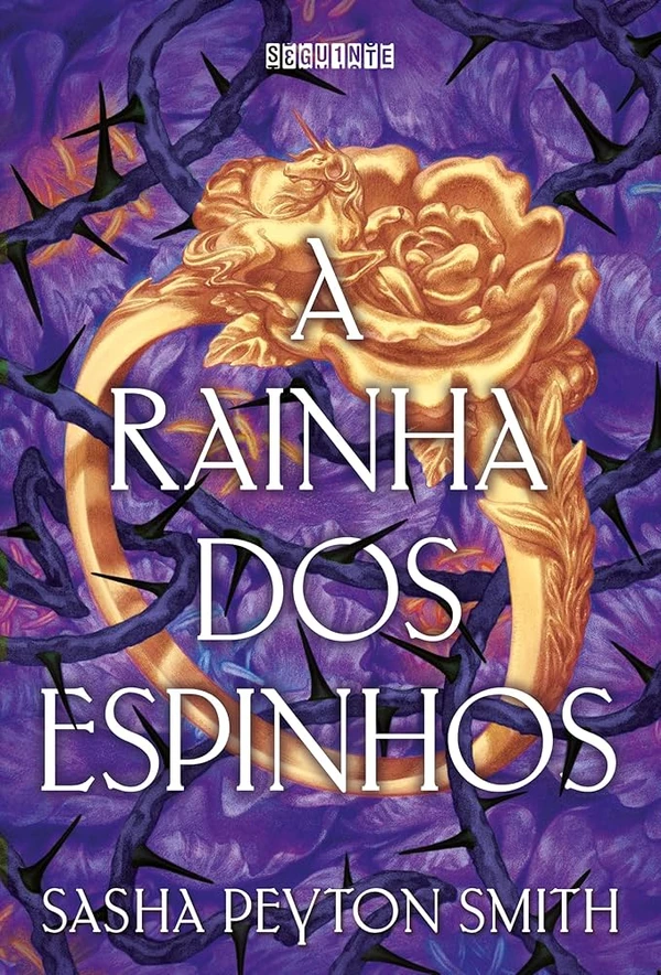 A rainha dos espinhos, de Sasha Peyton-Smith (Seguinte). Casada com um irmão. Apaixonada pelo outro. A aguardada conclusão dessa duologia de romantasia inspirada na era da regência, perfeita para fãs de Bridgerton e A Seleção .Ivy Benton se tornou rainha da Inglaterra ao conquistar a mão do rei feérico Bram. Mas o título não lhe trouxe nenhum poder, apenas uma prisão: isolada no palácio, ela é ignorada pela corte e obrigada a conviver com um marido cada vez mais cruel. Será lançado dia 19.  por Reprodução