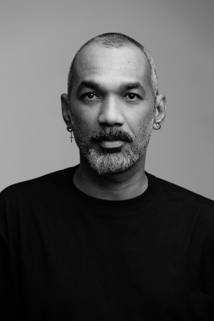Gefferson Vila Nova, designer e fundador da Gefferson Vila Novel Label por Divulgação