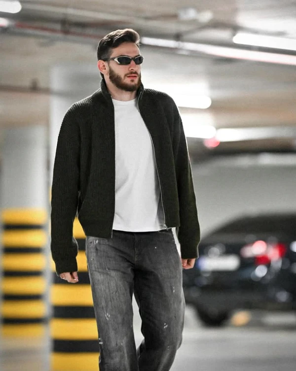Jogador Khvicha Kvaratskhelia por Reprodução | Instagram