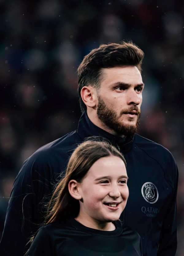 Jogador Khvicha Kvaratskhelia por Reprodução | Instagram