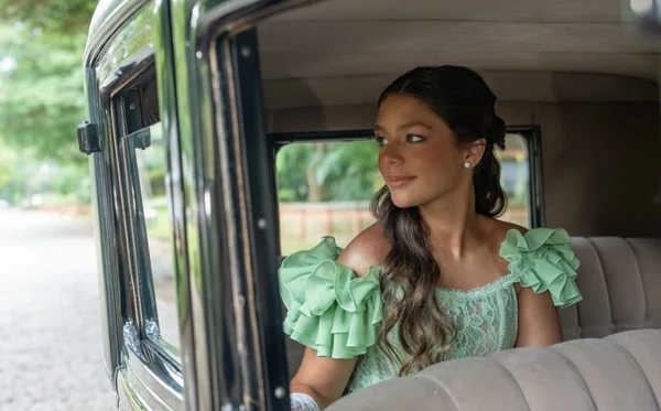 Maria Sophia ganhou presentes luxuosos de 15 anos