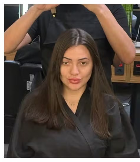 Mulher esfaqueia cabeleireiro em São Paulo por Reprodução