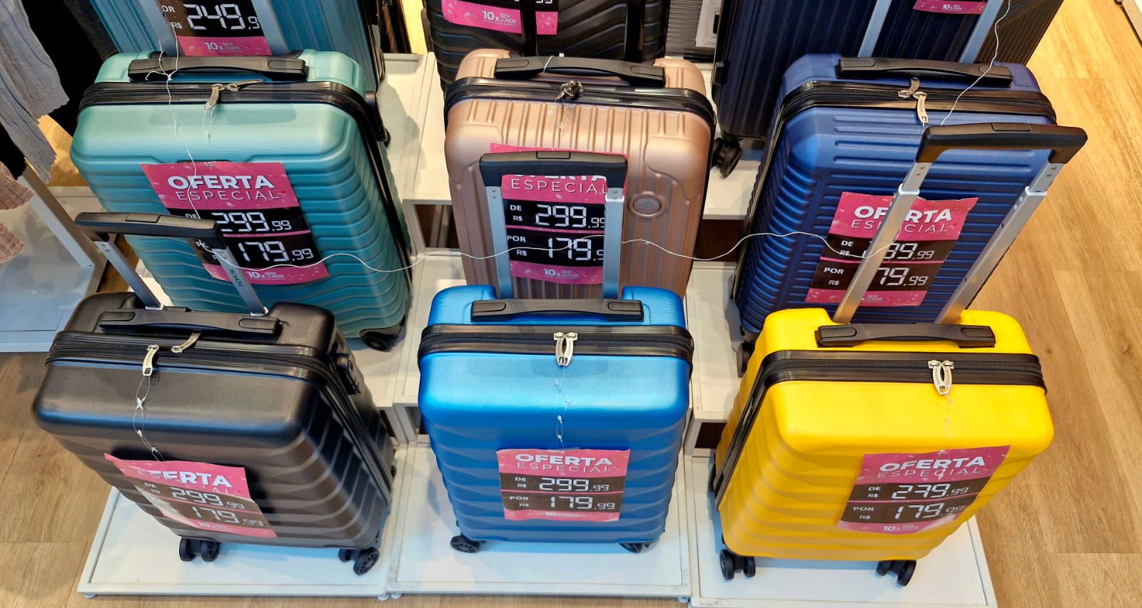 Mala de bordo, de R$ 239,99 por R$ 179,99
Loja Inovathi, Salvador Shopping por Divulgação