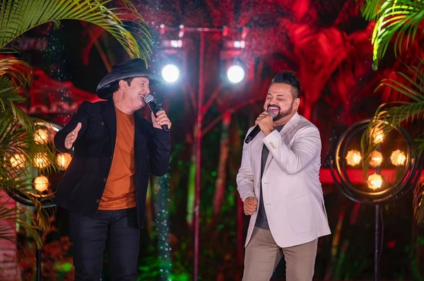 Renan e Ray por Reprodução/Instagram