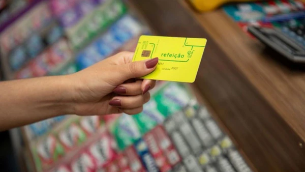 Férias ou afastamento não significam, automaticamente, perder benefícios. Veja em quais casos o vale-alimentação deve ser mantido