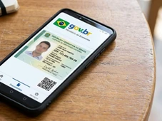 Imagem - Quem ainda usa o RG antigo deve ficar atento: há 3 situações em que a troca pela nova CIN já é obrigatória