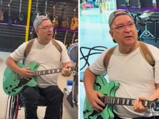 Imagem - Cantor Herbert Vianna surpreende fãs ao tocar em shopping de Salvador