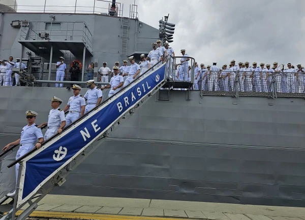 Escola Naval da Marinha por Divulgação