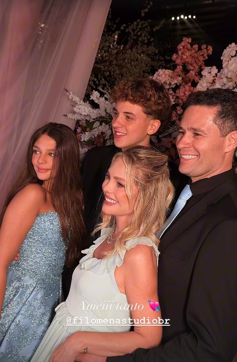 Festa de 15 anos de Maria Sophia, filha de Pedro Leonardo e neta de Leonardo por Reprodução/Instagram