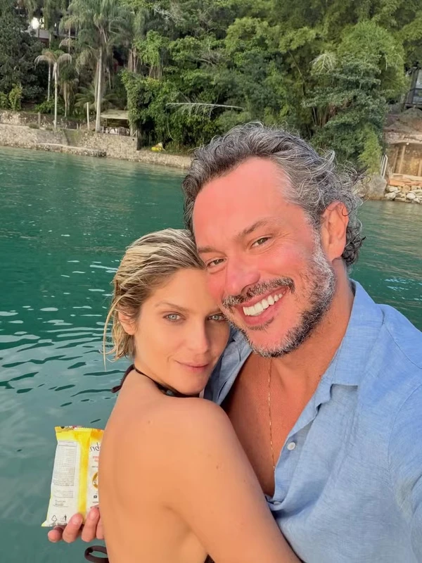 Isabella Santoni por Reprodução