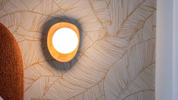 Modelo globo para quarto por Sinara Bianchet / Pexels