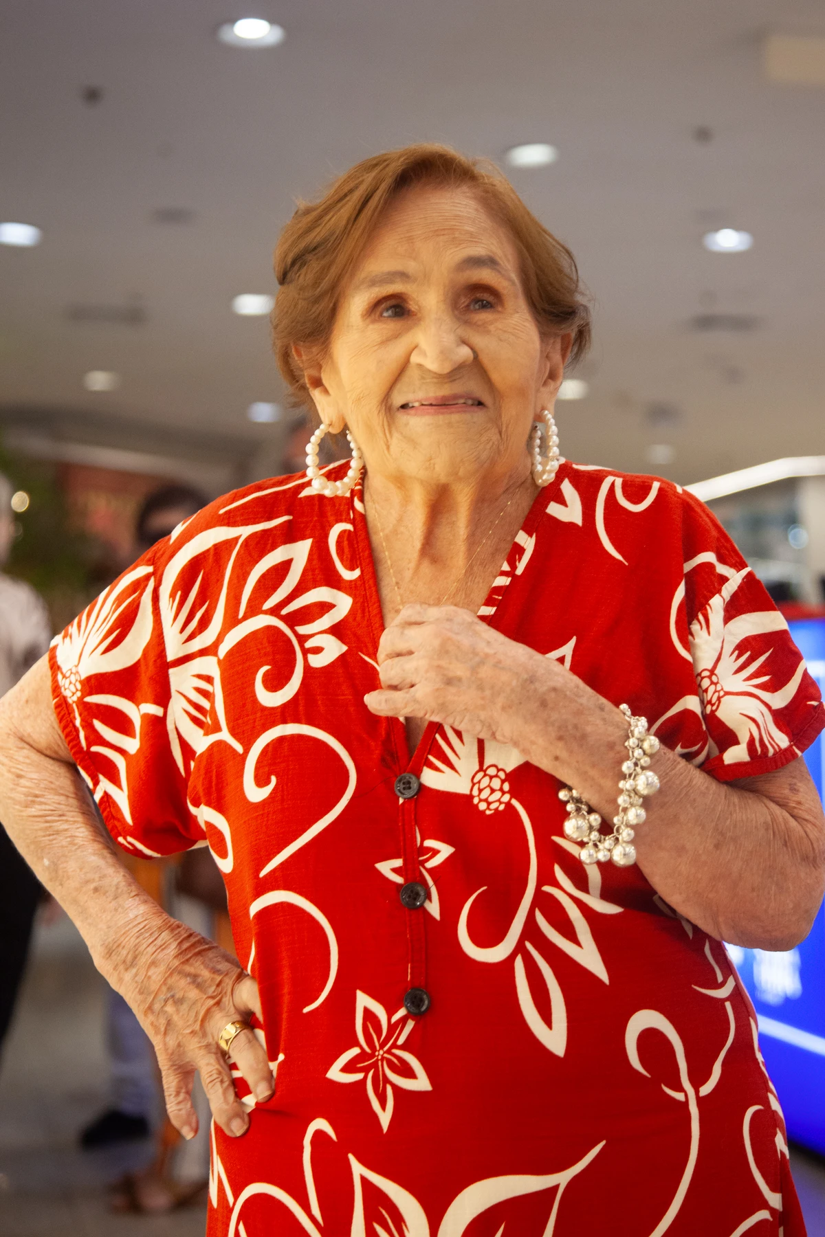 'Não estou convencida de que sou velha' por Sora Maia/CORREIO