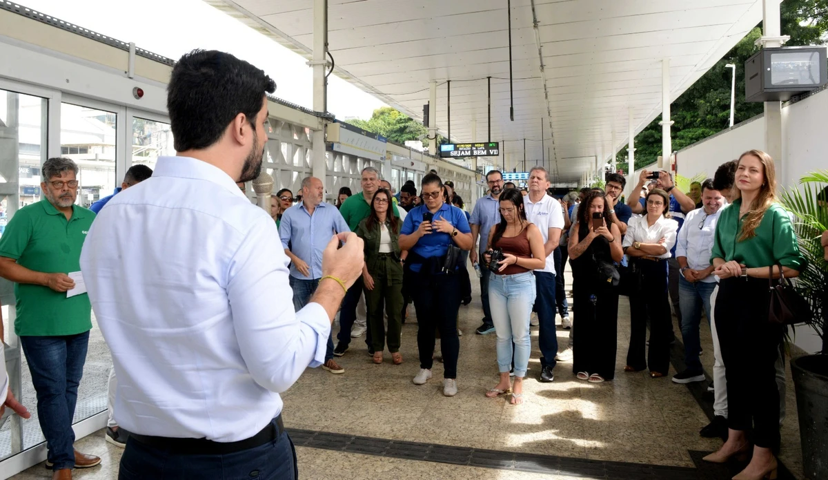 Nova usina solar é instalada na Estação da Lapa  por Otávio Santos/Secom PMS