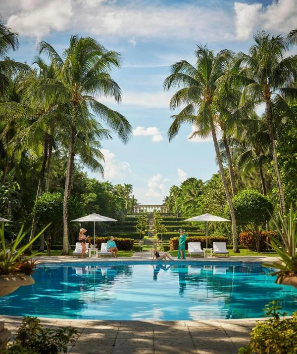 Resort das Bahamas que virou cenário de James Bond tem diárias acima de R$ 15 mil por Reprodução/Booking