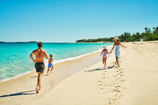 Resort das Bahamas que virou cenário de James Bond tem diárias acima de R$ 15 mil por Reprodução/Booking