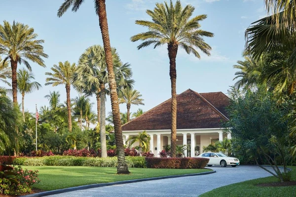 Resort das Bahamas que virou cenário de James Bond tem diárias acima de R$ 15 mil por Reprodução/Booking