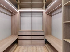 Imagem - Adeus ao guarda-roupa: opções modulares entregam economia de tempo e espaço em apartamentos e casas pequenas