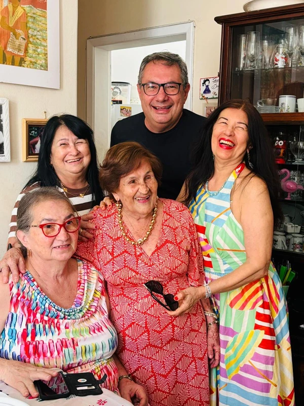 Baiana de 103 anos toma Coca-Cola todos os dias e diz: 'Me sinto como se tivesse 40, 50 anos' por Acervo pessoal