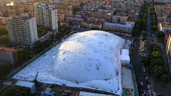 Bolha em construção na cidade de Jinan, na província de Shandong