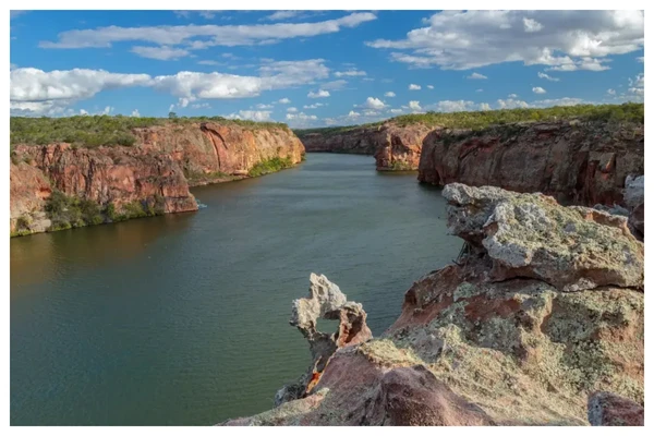 O Monumento Natural do Rio São Francisco abrange áreas dos estados da Bahia, Alagoas e Sergipe - Foto: Academia da Mineração por Divulgação