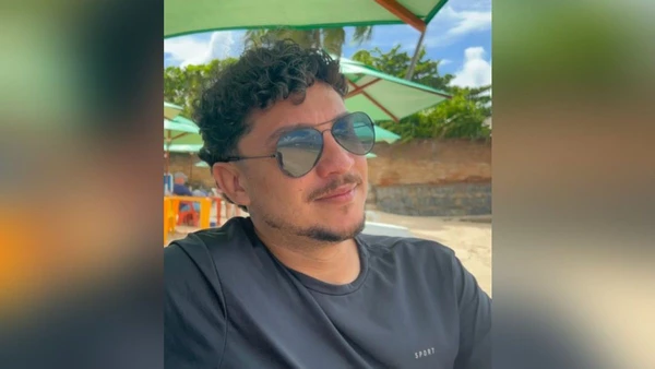 Eryvelton Gomes por Reprodução