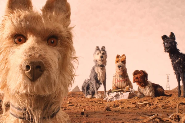 Ilha dos Cachorros (2018)  por Reprodução