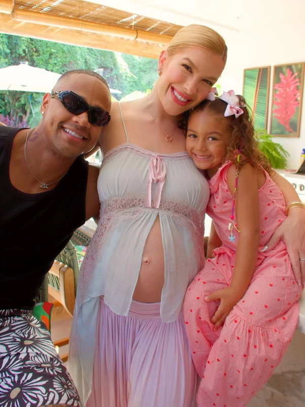 Lore Improta está grávida do segundo filho com Léo Santana por Reprodção/Instagram