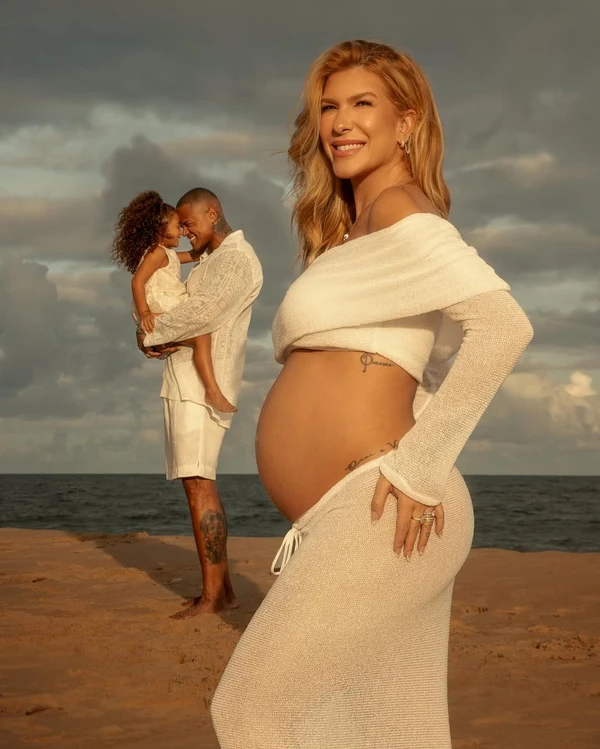 Lore Improta está grávida do segundo filho com Léo Santana por Reprodção/Instagram