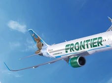 Imagem - Voo é cancelado após avião atropelar pedestre durante decolagem em aeroporto