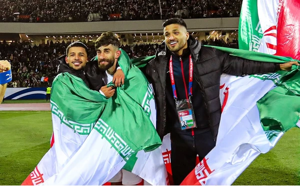 Equipe do Irã ao comemorar a classificação para a Copa do Mundo de 2026