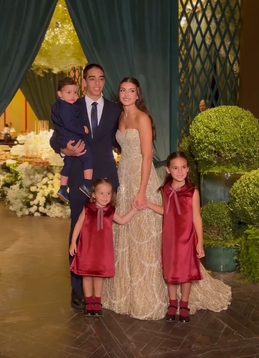 Festa de 15 anos de Isabella, filha de Kaká e Carol Celico por Reprodução/Instagram