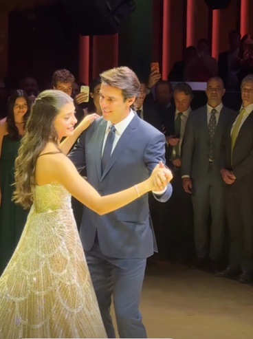 Festa de 15 anos de Isabella, filha de Kaká e Carol Celico por Reprodução/Instagram
